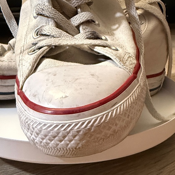 Converse High-Top Sneakers in White and Red - Picture 16 of 17